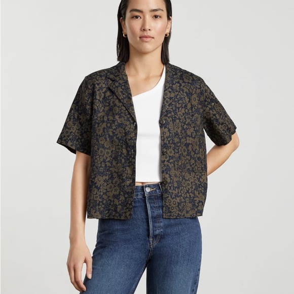 Everlane Tops - Everlane The Linen Workwear Shirt Midnight Floral Size Med